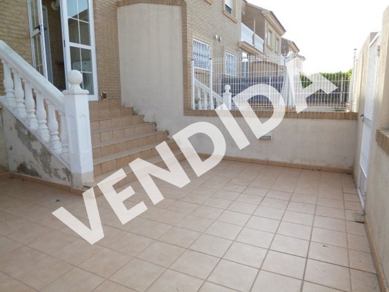 Entrada vivienda unifamiliar en Paiporta